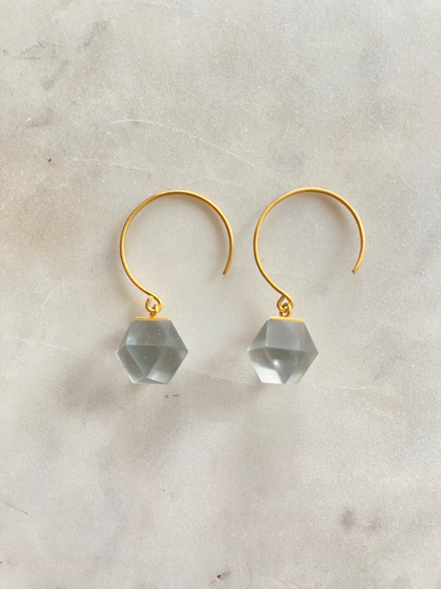 Earrings in glass