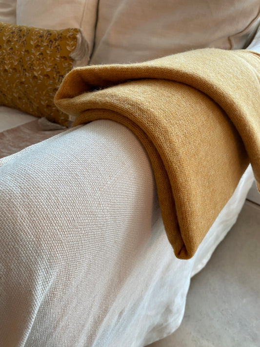 Super soft knitted cashmere scarf - amber gold