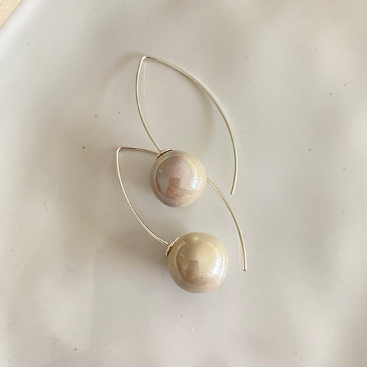 Pearly cherry earrings