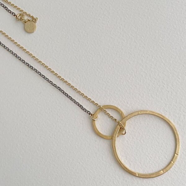 La Cala 'M' short necklace with a gold-plated silver + ruthenium chain