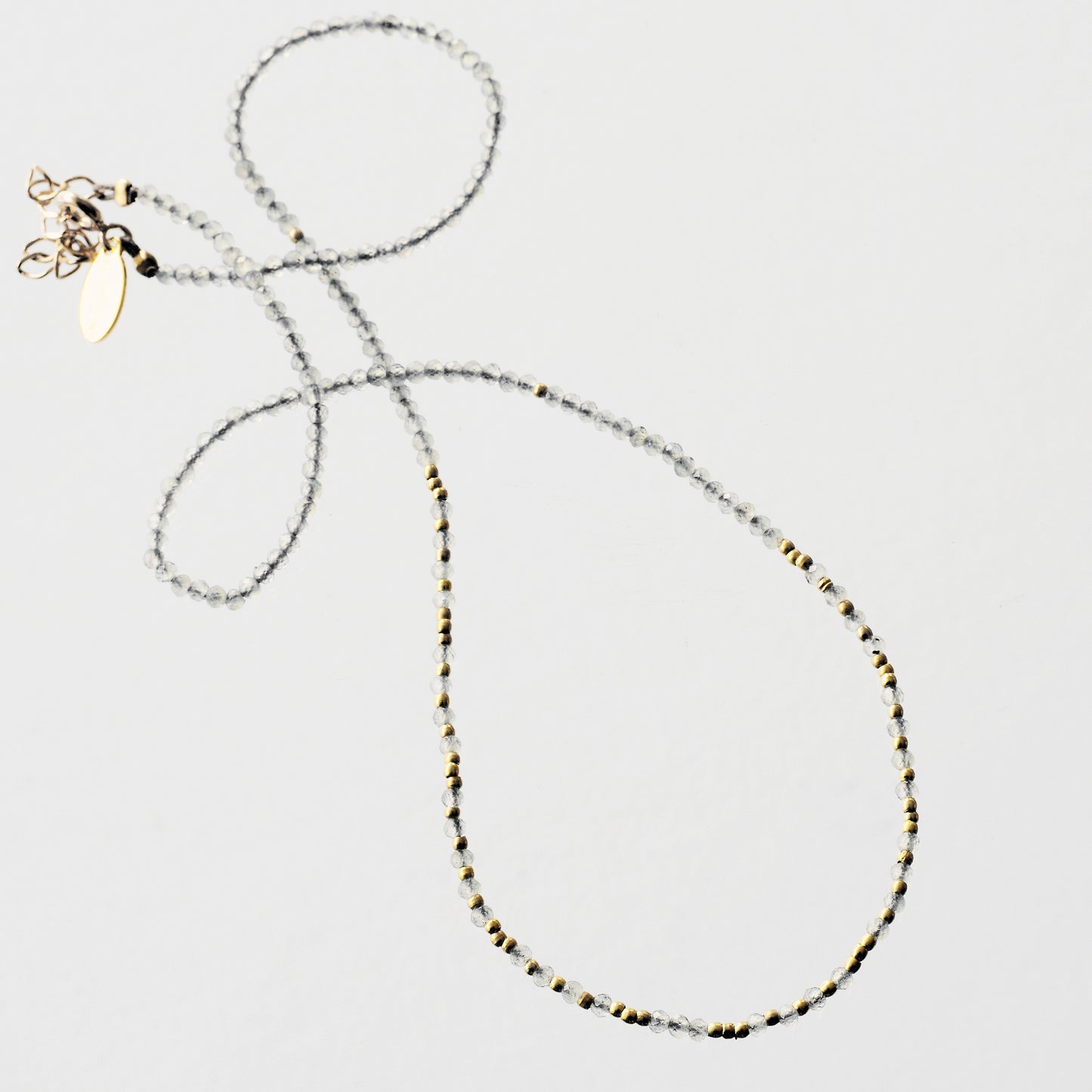 Collier labradorites et  mini perles dorées