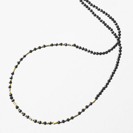 Black spinel necklace and mini golden pearls