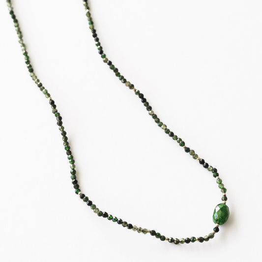 Green tourmaline and oval Tsavorite necklace by Johanne