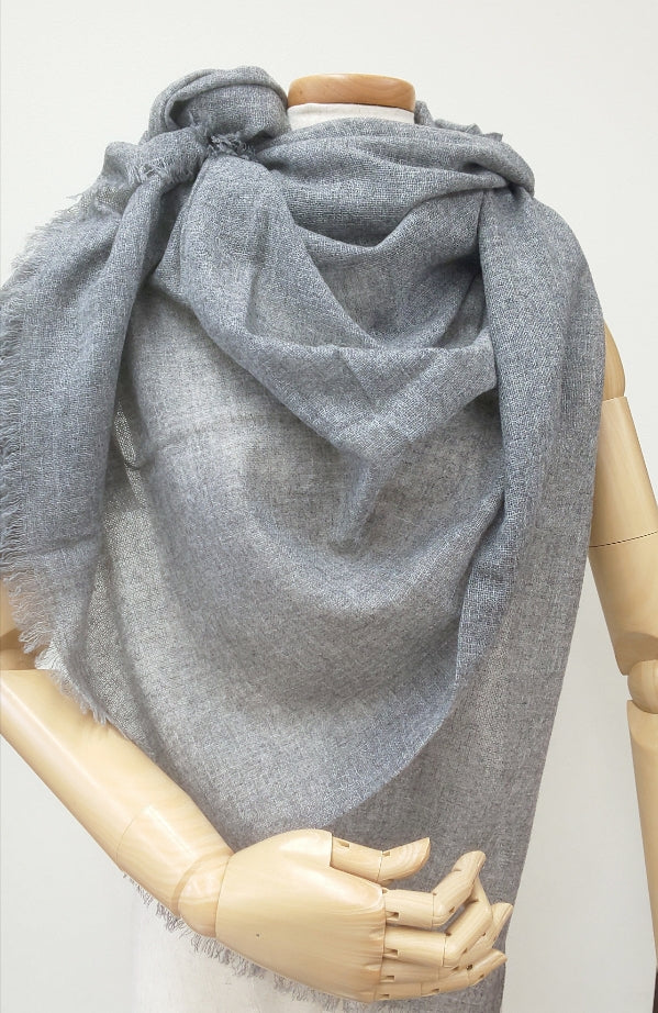 Écharpe en cachemire gaze Flint gray