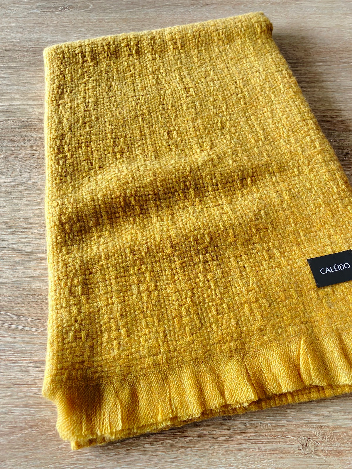 Super soft cashmere long scarf - Mineral Yellow