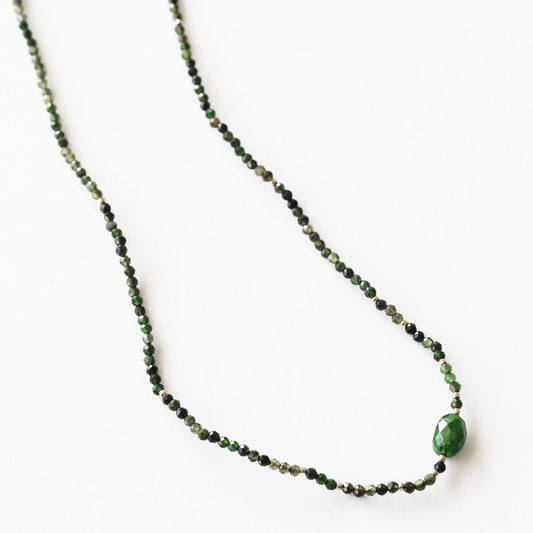 Green tourmaline and oval Tsavorite necklace by Johanne 